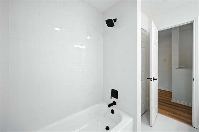 Building Photo - 730 Bluebonnet Dr