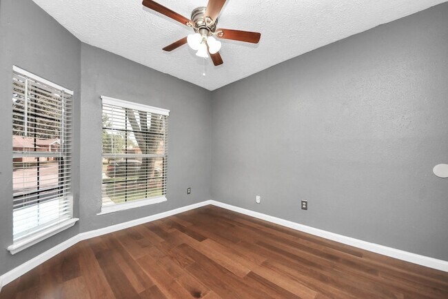 Building Photo - 9211 Autumn Harvest Dr