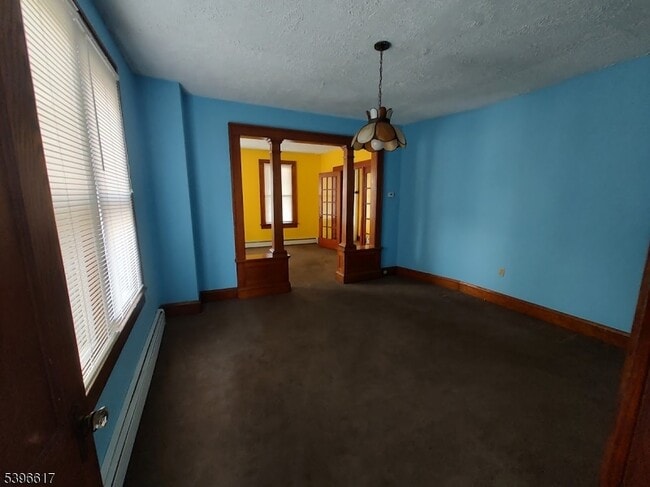 Building Photo - 41 Summit Ave