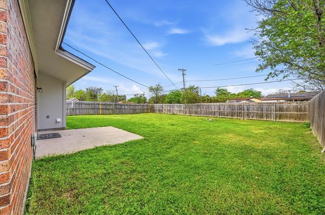 Building Photo - 7529 Meadowlark Ln N