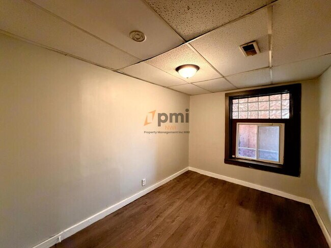 Building Photo - 672 Connecticut St