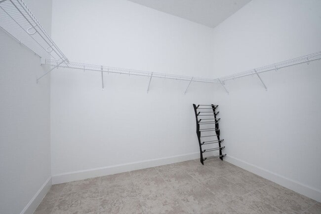 Building Photo - Modern 2 bedroom, 2 bath Townhouse with Bonus Room in the Laureate Park Community of Lake Nona.