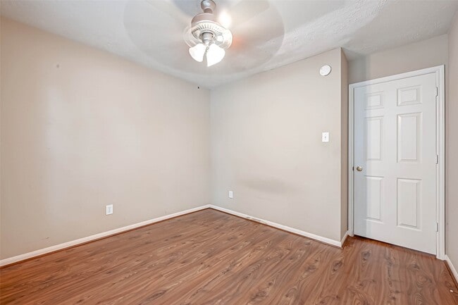 Building Photo - 3914 Crystal Pass Ct