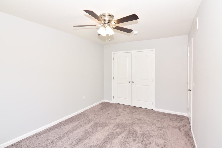 Building Photo - 2796 Monticello Ln