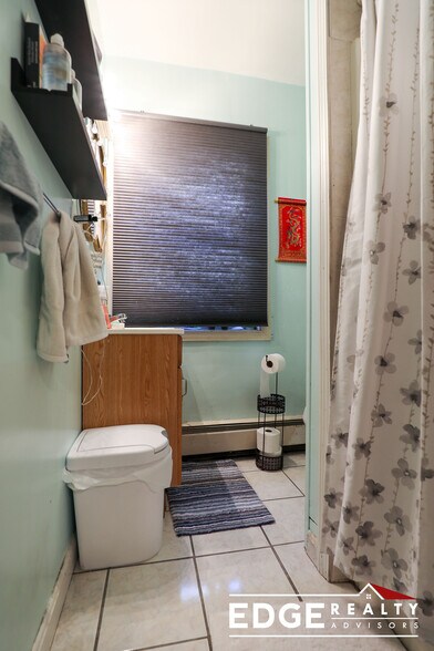 Building Photo - 16 Greylock Rd