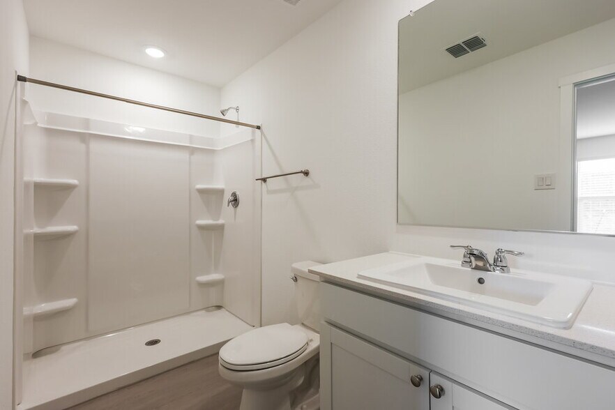 Building Photo - 101 Wild Rose Dr