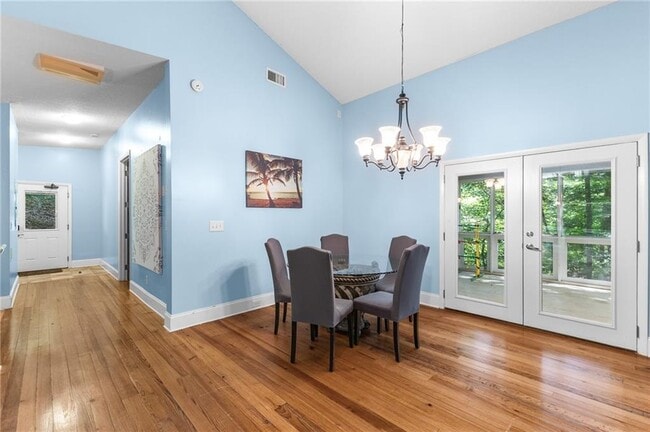 Building Photo - 6567 Tahiti Way