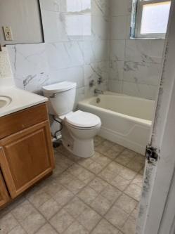 Building Photo - 4601 Alamo Dr