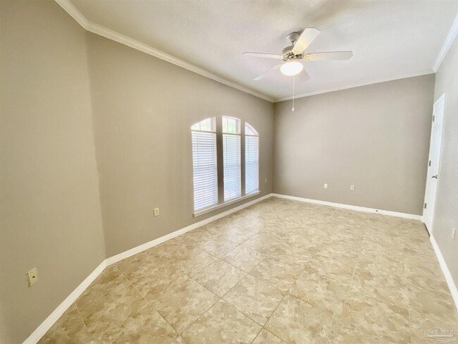 Building Photo - 4114 Oak Pointe Dr