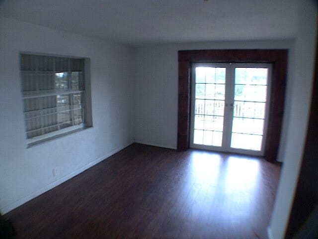 Master bedroom - 401 Sunshine Dr