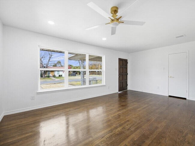 Building Photo - 10270 Kilkenny Pl