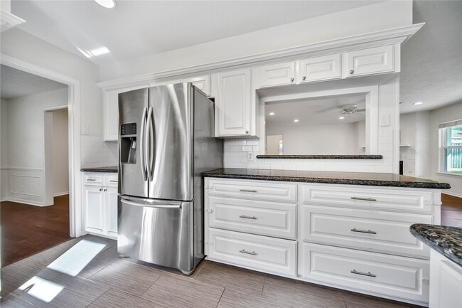 Building Photo - 955 Thornton Rd