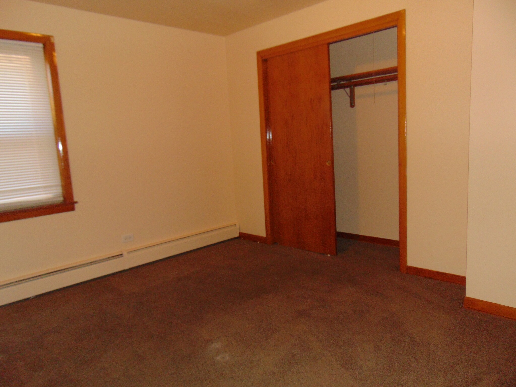 Building Photo - 2521 W 69th St