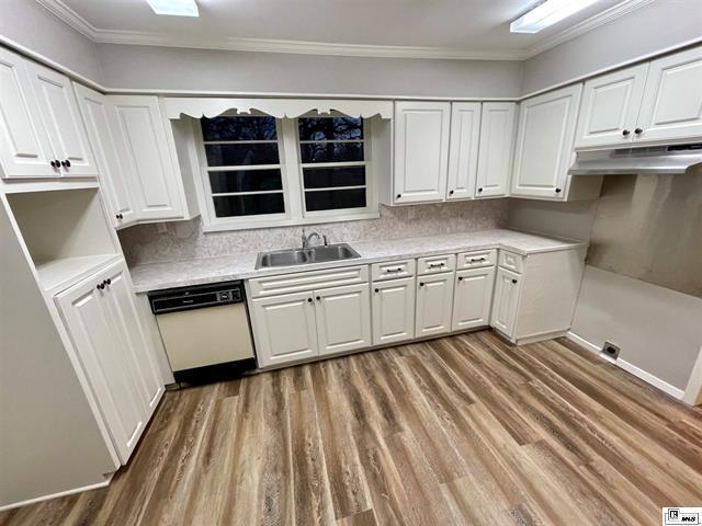 Building Photo - 901 Washington St