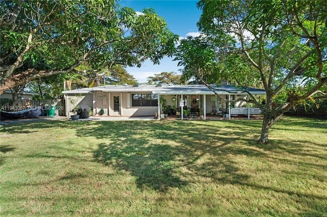 Building Photo - 16102 SW 98th Ave