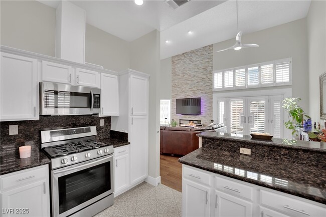 Building Photo - 2705 Meander