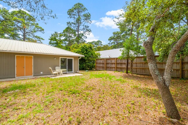 Building Photo - 133 Sunrise Cir