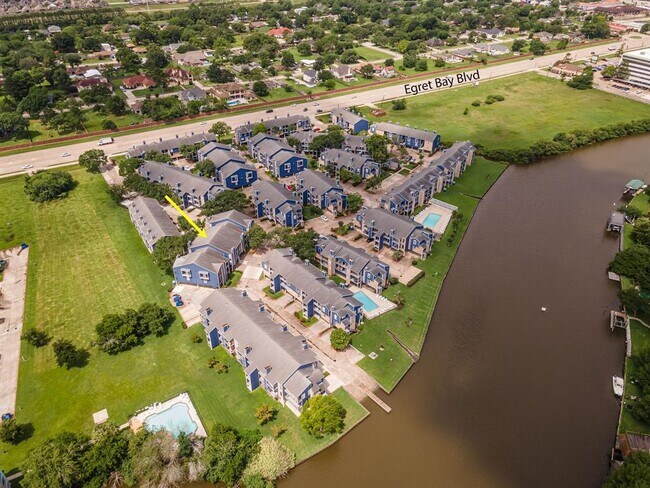 Building Photo - 18515 Egret Bay Blvd