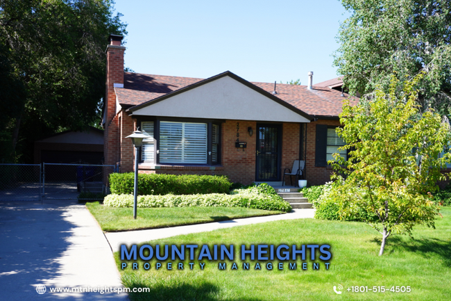 Building Photo - 2784 E Delsa Dr