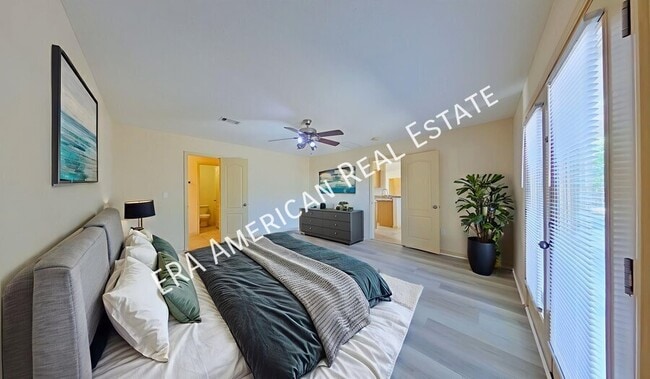 Building Photo - 6454 Moonlight Ln