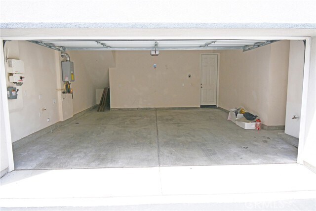 Building Photo - 16171 Paddock Ave