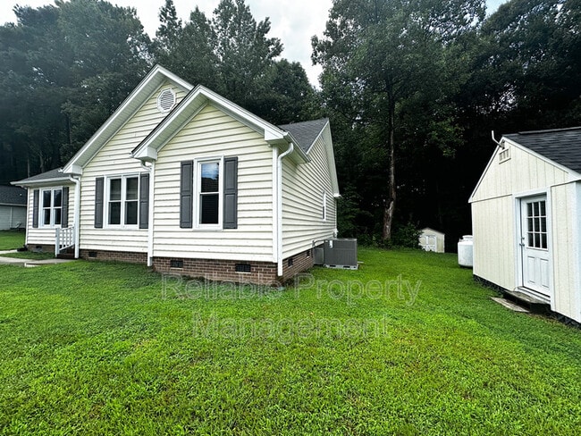 Building Photo - 5110 Raleigh Rd