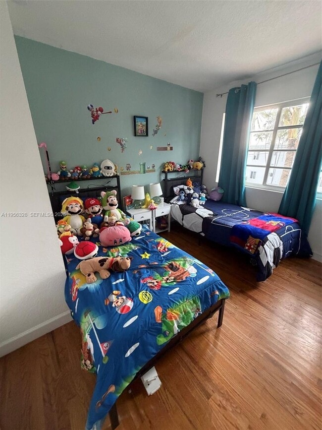 Building Photo - 8345 Byron Ave