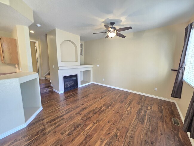 Building Photo - 7126 Sand Crest View