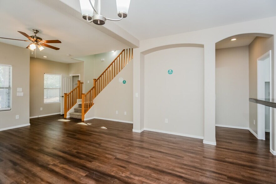 Building Photo - 3939 E Jasper Dr