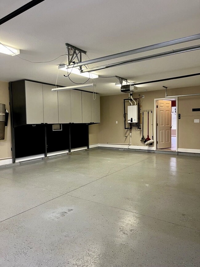 Building Photo - 4BR Home in Summer Rose with Two Primary Suites | 3,271 Sq Ft | Flexible Layout