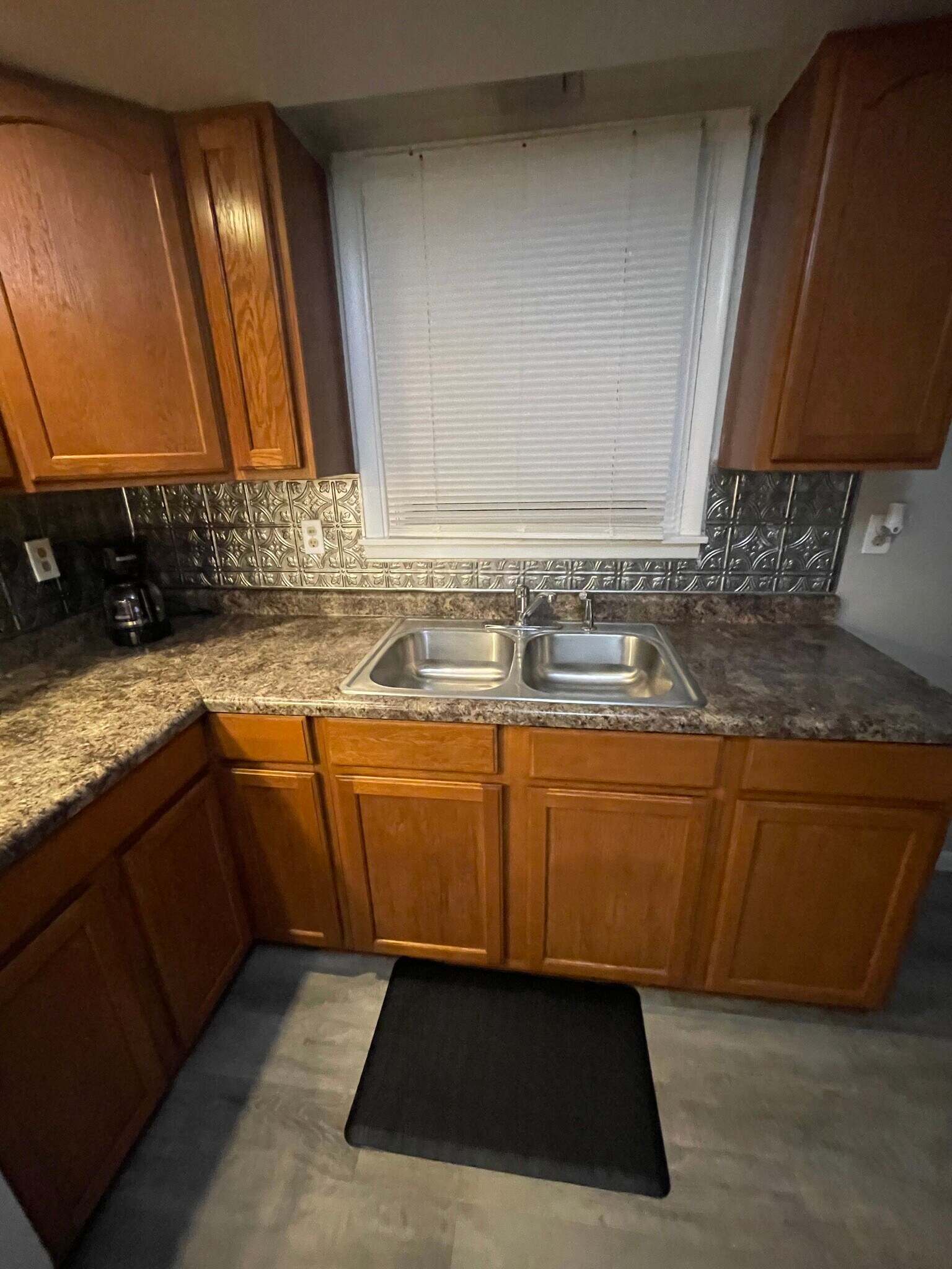 Building Photo - 1024 N Jefferson St