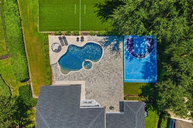 Building Photo - 5927 Caymus Loop