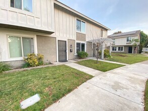 Building Photo - Remodeled 3 Bedroom Stanton Condo For Rent!