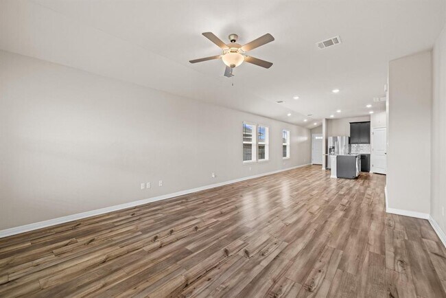 Building Photo - 200 Outlaw Dr
