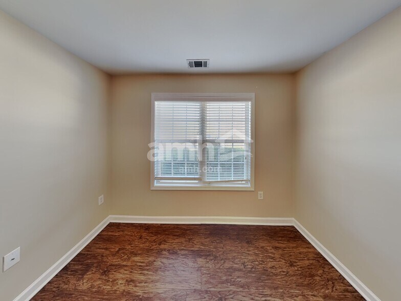 Building Photo - 1081 High Tide Ct