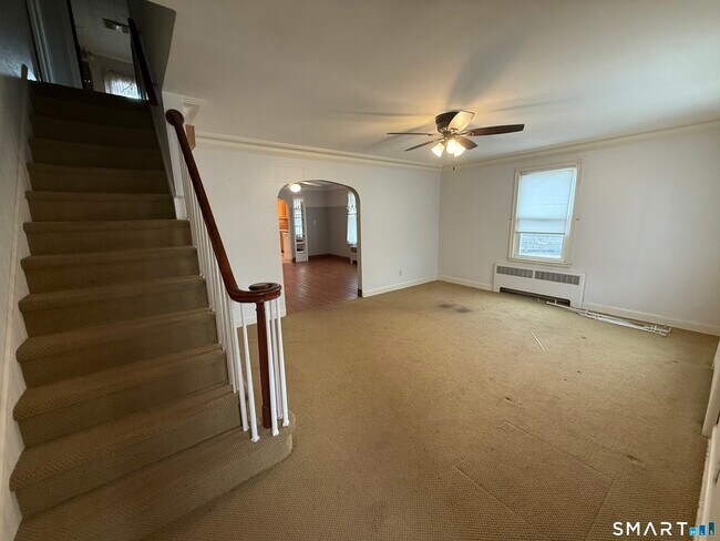 Building Photo - 59 Addison St