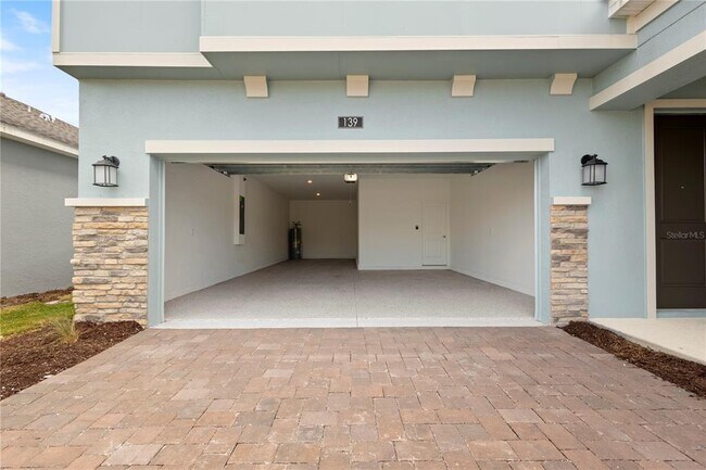 Building Photo - 139 Aces High Ln