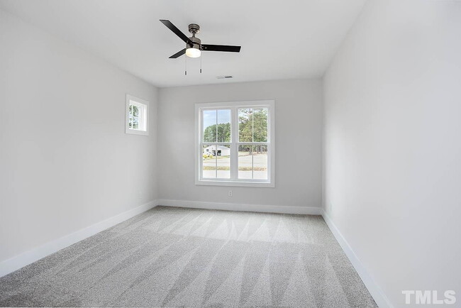 Building Photo - Single Family Home