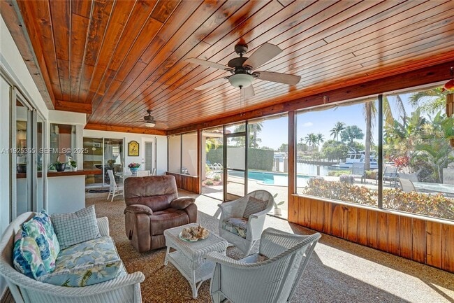 Building Photo - 4060 NE 26th Ave