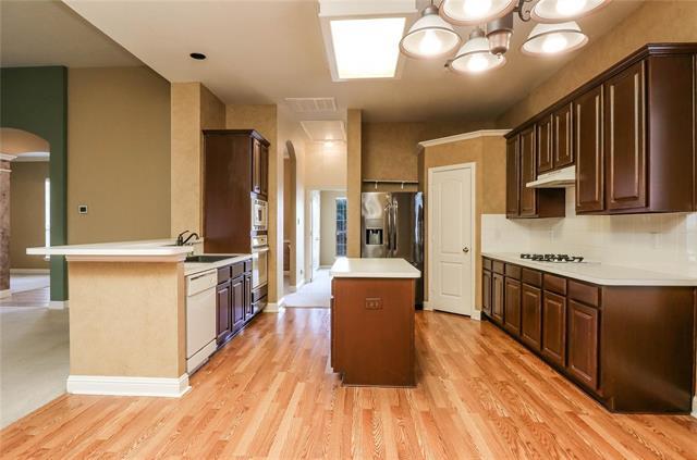 Building Photo - 717 Summerfield Dr