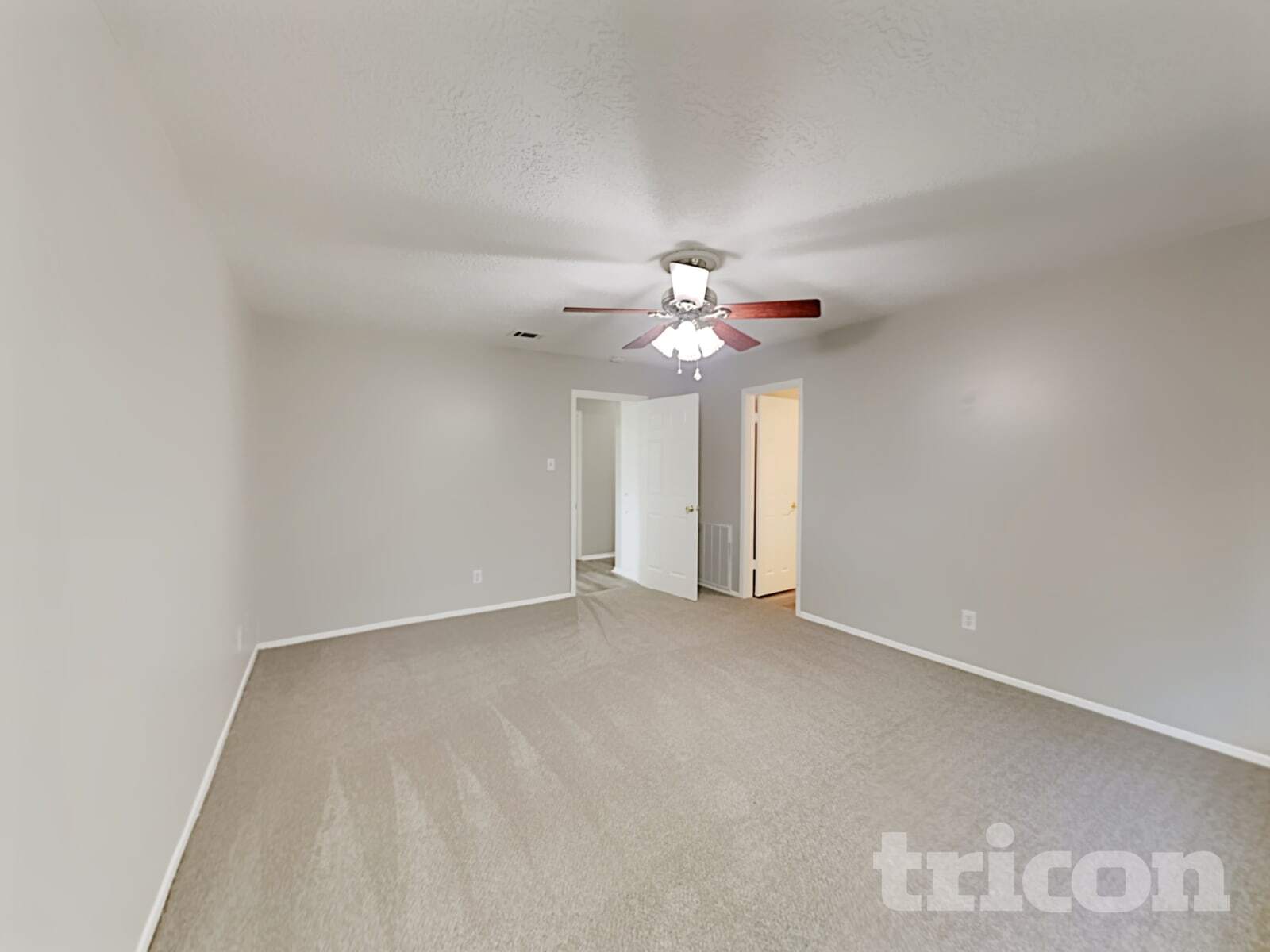 Building Photo - 1110 Poppets Way