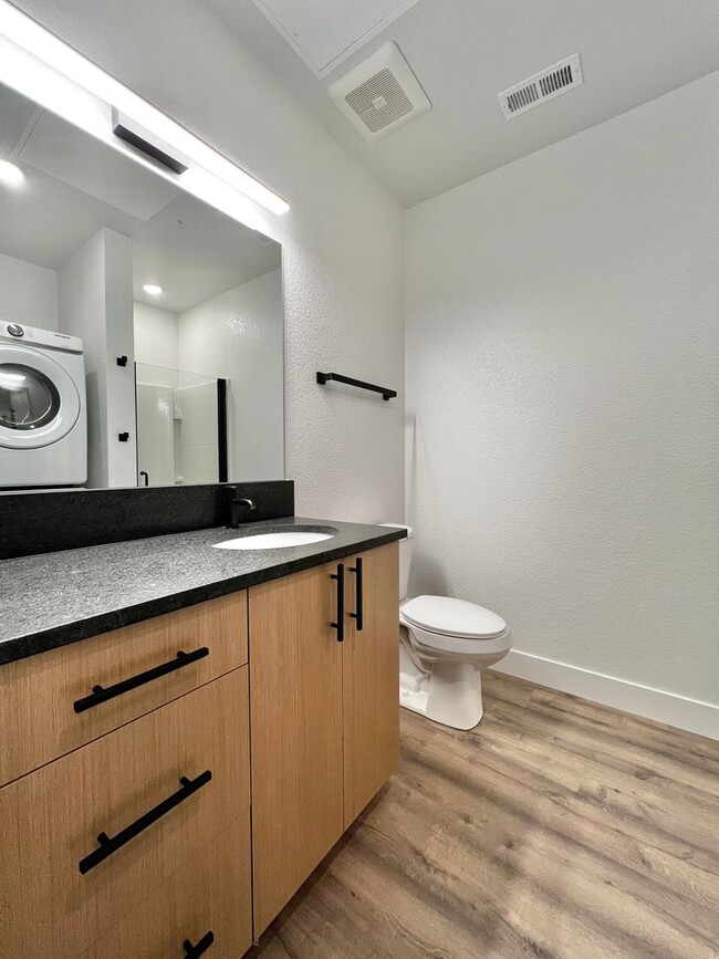 Building Photo - Newer Build in Downtown Loveland Apartments!