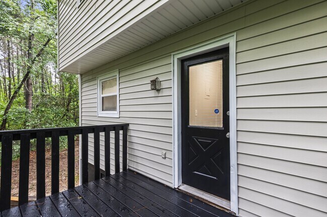 Building Photo - 1227 Creek Forest Ct NW