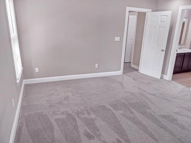 Building Photo - 899 Booker Washington Dr NW
