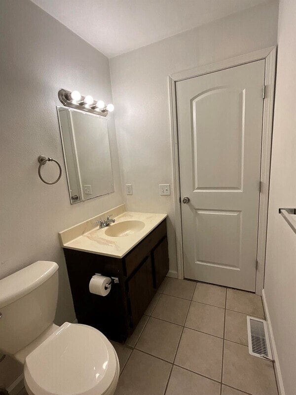 Building Photo - 435 Ponderosa Ave