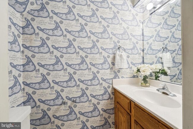 Building Photo - 6817 Signature Cir