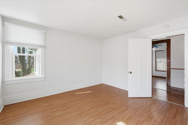 Building Photo - 209 West Main St