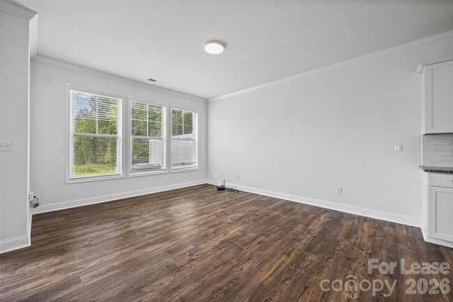 Building Photo - 1093 Chicory Trce