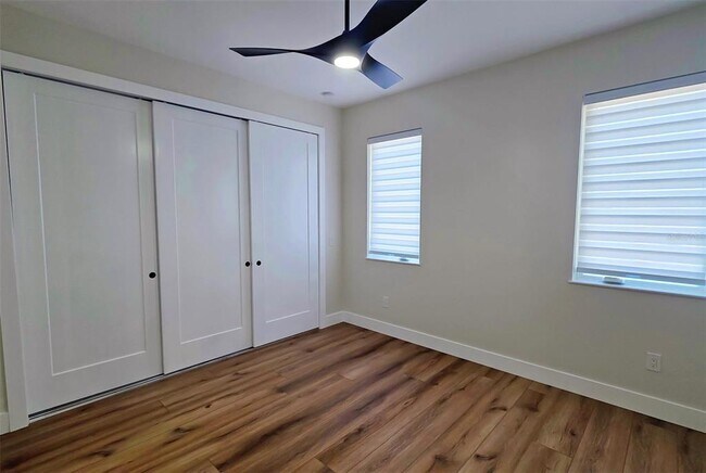 Building Photo - 1156 Cocoanut Ave