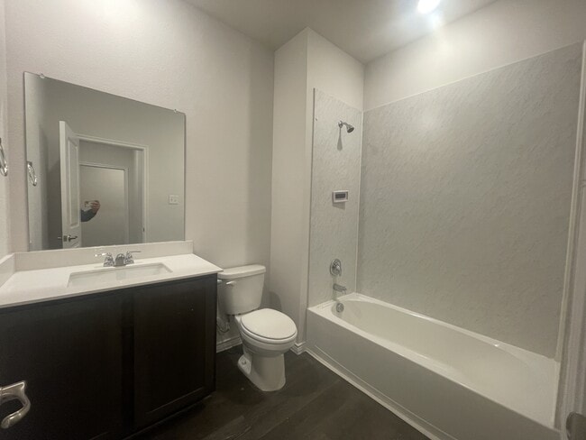 Building Photo - 2021 Crooked Bow Dr